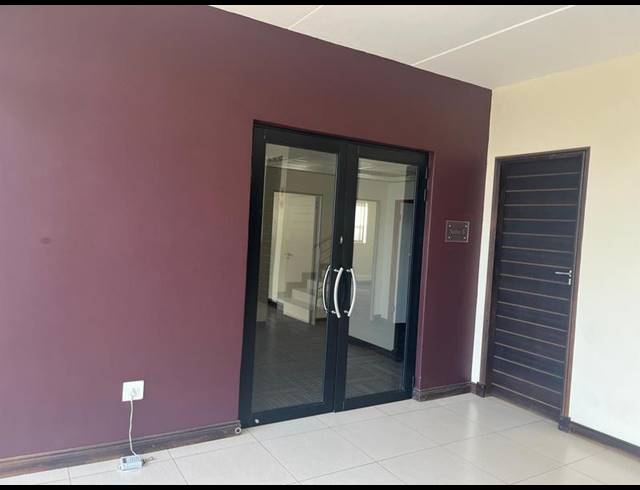 OFFICE PROPERTY TO RENT IN MOKOPANE CENTRAL